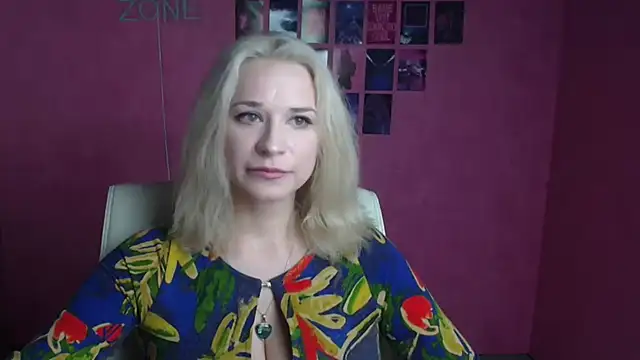 Melodie Aster online show from 04-10-26, 05:25
