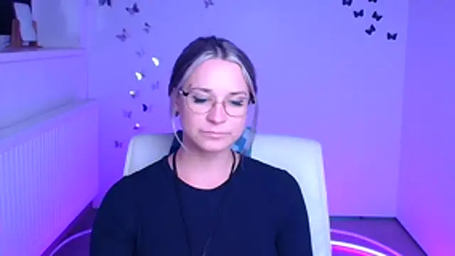 Melodie Aster online show from 01-18-26, 12:08