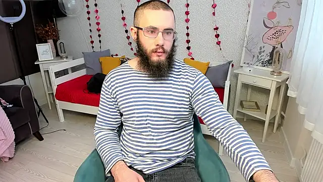 Snapshot of Ant_Power chatting on 02-15-26, 09:30 Ant Power online show from 02-15-26, 09:30