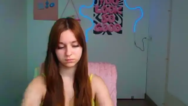 Lilu May online show from 12-18-25, 06:45