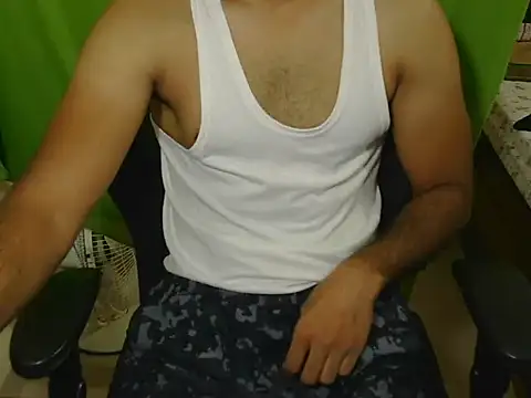 Snapshot of Michal_Fransis chatting on 05-19-26, 01:40 Michal Fransis online show from 05-19-26, 01:40