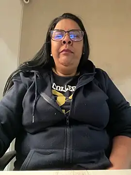 Snapshot of Carameloswing1 chatting on 01-06-26, 12:53 Carameloswing1 online show from 01-06-26, 12:53