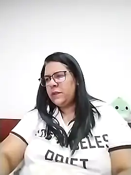 Snapshot of Carameloswing1 chatting on 12-04-25, 12:42 Carameloswing1 online show from 12-04-25, 12:42