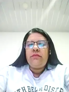 Snapshot of Carameloswing1 chatting on 12-16-25, 01:21 Carameloswing1 online show from 12-16-25, 01:21