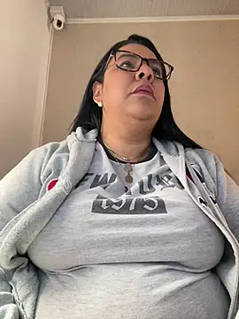 Carameloswing1 online show from 04-19-26, 01:23