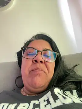 Snapshot of Carameloswing1 chatting on 06-18-26, 06:24 Carameloswing1 online show from 06-18-26, 06:24