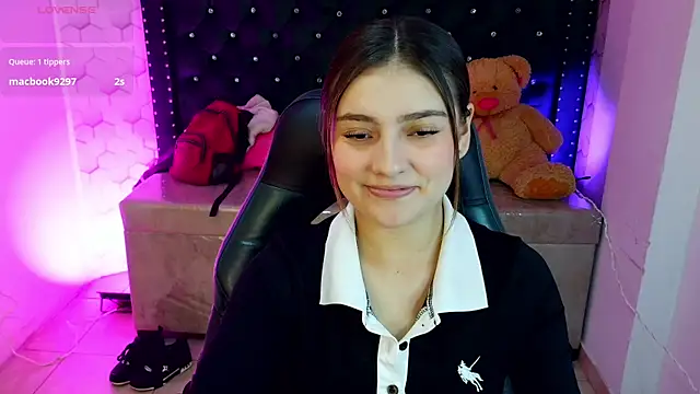 Diamond juliana online show from 07-15-26, 03:13