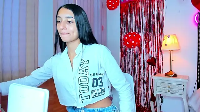 Snapshot of lya__brown chatting on 02-16-26, 12:15 lya brown online show from 02-16-26, 12:15