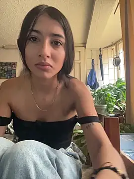 Snapshot of lya__brown chatting on 03-23-26, 12:38 lya brown online show from 03-23-26, 12:38