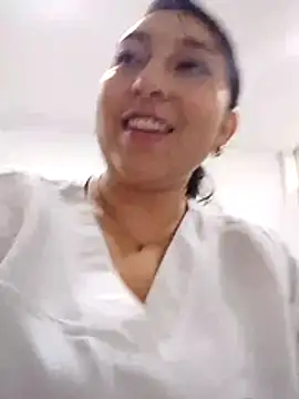 Snapshot of Valeria_montana_ chatting on 02-24-26, 12:39 Valeria montana online show from 02-24-26, 12:39