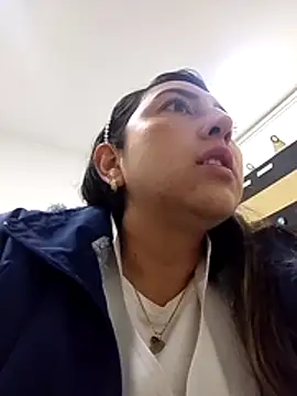 Snapshot of Valeria_montana_ chatting on 03-26-26, 12:47 Valeria montana online show from 03-26-26, 12:47