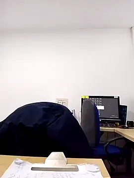 Snapshot of Valeria_montana_ chatting on 01-07-26, 02:44 Valeria montana online show from 01-07-26, 02:44