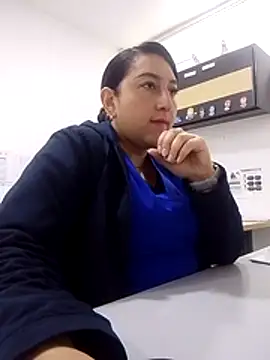 Snapshot of Valeria_montana_ chatting on 05-22-26, 11:41 Valeria montana online show from 05-22-26, 11:41