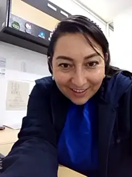 Snapshot of Valeria_montana_ chatting on 01-16-26, 02:32 Valeria montana online show from 01-16-26, 02:32