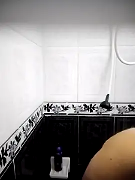 Snapshot of Valeria_montana_ chatting on 01-31-26, 08:40 Valeria montana online show from 01-31-26, 08:40