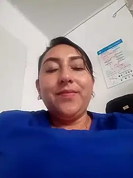 Snapshot of Valeria_montana_ chatting on 06-07-26, 10:04 Valeria montana online show from 06-07-26, 10:04