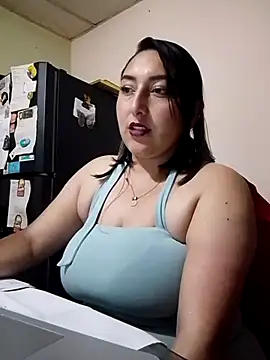 Snapshot of Valeria_montana_ chatting on 03-10-26, 11:31 Valeria montana online show from 03-10-26, 11:31