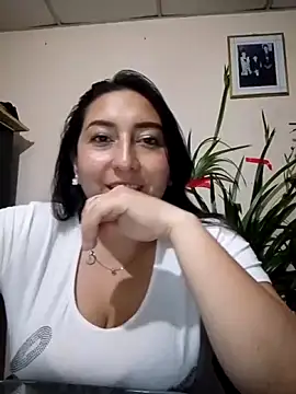 Snapshot of Valeria_montana_ chatting on 03-02-26, 11:55 Valeria montana online show from 03-02-26, 11:55