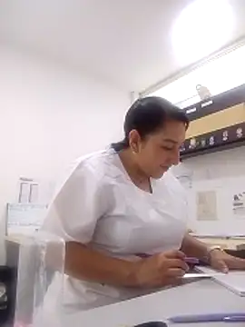 Snapshot of Valeria_montana_ chatting on 06-01-26, 12:16 Valeria montana online show from 06-01-26, 12:16