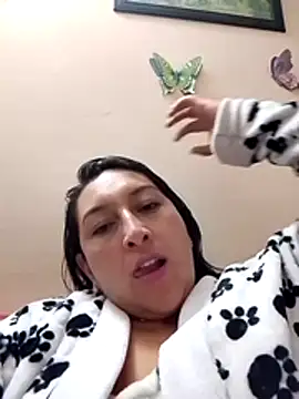 Snapshot of Valeria_montana_ chatting on 02-27-26, 01:50 Valeria montana online show from 02-27-26, 01:50