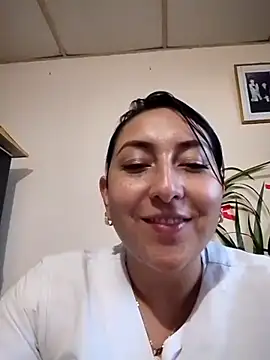 Snapshot of Valeria_montana_ chatting on 02-18-26, 11:12 Valeria montana online show from 02-18-26, 11:12