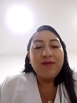 Snapshot of Valeria_montana_ chatting on 04-15-26, 11:38 Valeria montana online show from 04-15-26, 11:38