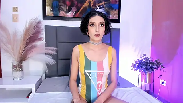 LyraVendrell online show from 03-04-26, 06:59