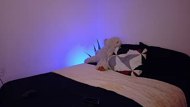 Aregoe Art online show from 03-04-26, 09:44