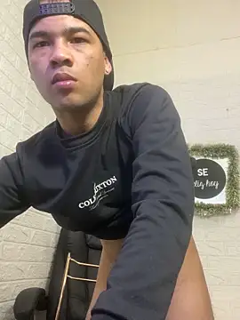 SweeXioji online show from 12-19-25, 05:15