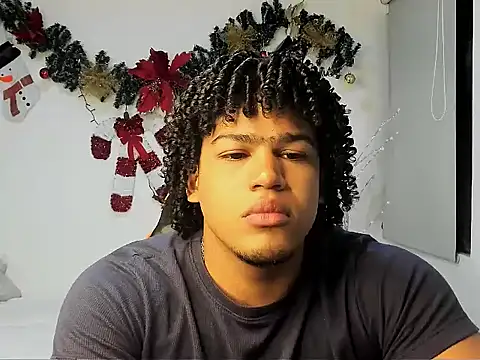 Snapshot of alex_balck chatting on 01-07-26, 11:26 alex balck online show from 01-07-26, 11:26