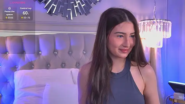 LisaDeviss online show from 04-12-26, 01:03