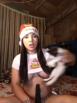 sara gomez06 online show from 12-17-25, 01:32