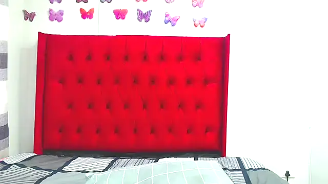 SweetdelightXXXX online show from 04-15-26, 05:28