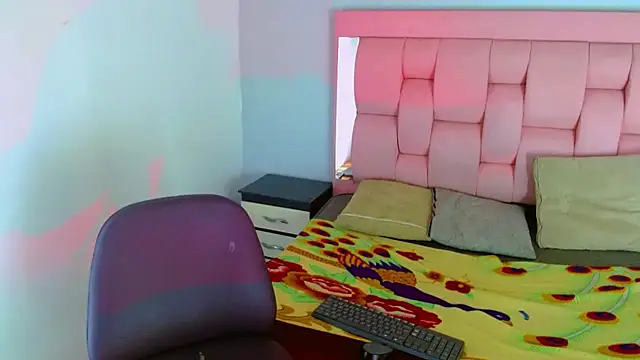 Snapshot of Axel_Marcu chatting on 01-08-26, 04:29 Axel Marcu online show from 01-08-26, 04:29