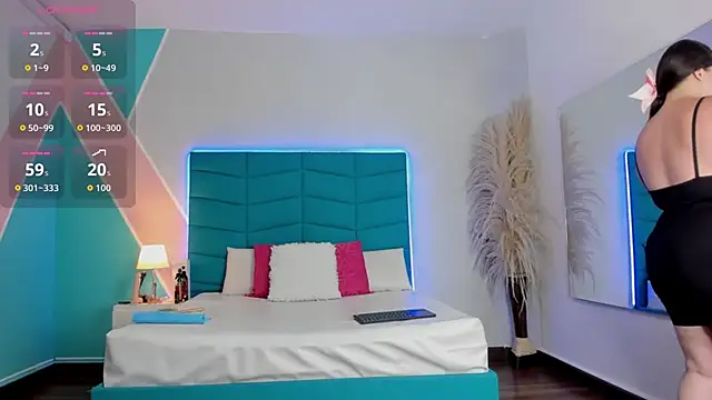  victoria collins  online show from 02-11-26, 07:58