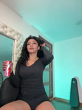 NaomiGarcia1 online show from 06-25-26, 04:10