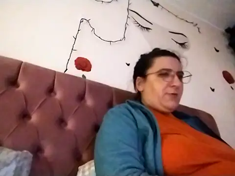 Dana92va online show from 02-15-26, 06:18