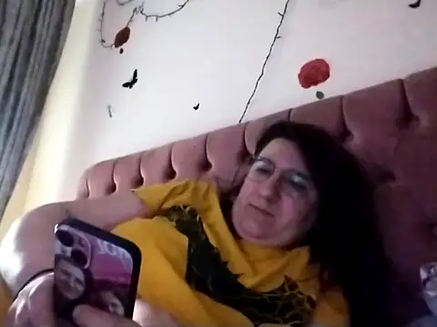 Dana92va online show from 02-07-26, 05:43