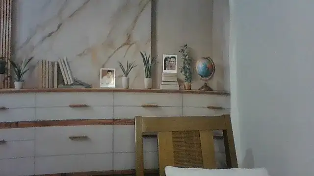 Luna-Hot0802 online show from 03-28-26, 08:43