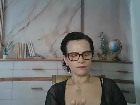 Luna-Hot0802 online show from 01-06-26, 12:53