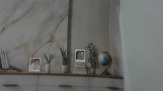 Luna-Hot0802 online show from 04-13-26, 06:56