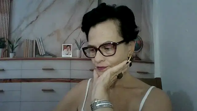 Luna-Hot0802 online show from 04-10-26, 12:12