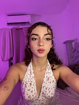 Anne Wyntheris online show from 12-20-25, 01:30