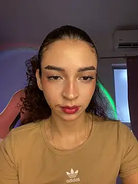 Snapshot of Anne_Wyntheris chatting on 06-19-26, 10:15 Anne Wyntheris online show from 06-19-26, 10:15
