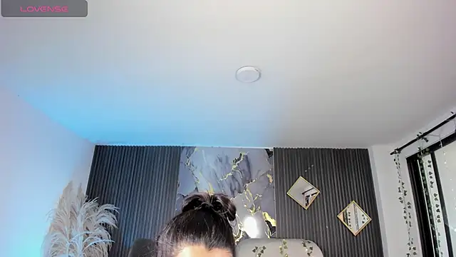 melodysnow  online show from 01-12-26, 09:41