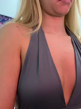 bellastormi  online show from 03-20-26, 02:45