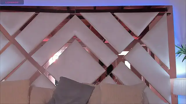 jessicastonne1 online show from 03-20-26, 05:47