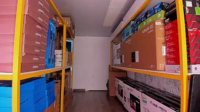 GabyyCute  online show from 04-15-26, 07:18