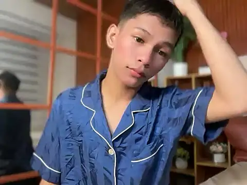 TheBoyAboveYou online show from 02-26-26, 04:40