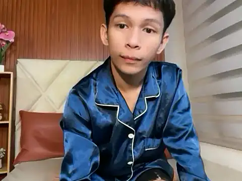 TheBoyAboveYou online show from 02-20-26, 04:53